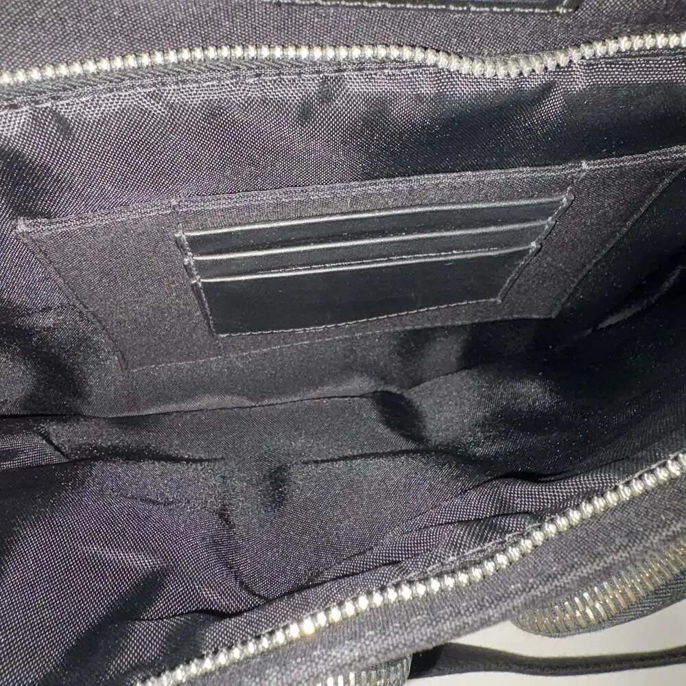 Coach includes left smells